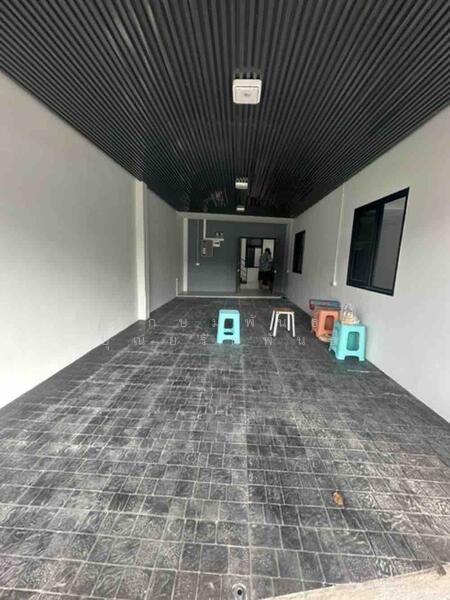 For Rent - ให้เช่าอาคารพาณิชย์/ตึกแถว 2 คูหา 3 ชั้น, Bangkok