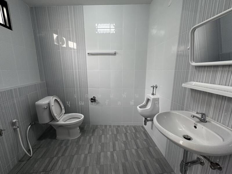 For Rent - ให้เช่าอาคารพาณิชย์/ตึกแถว 2 คูหา 3 ชั้น, Bangkok