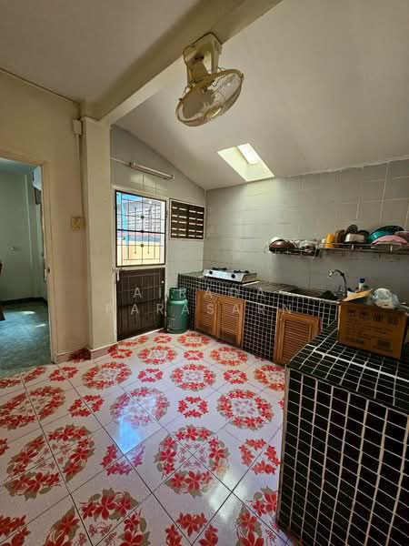 For Rent - บ้านอู่ทอง เพลส 4, Pathum Thani