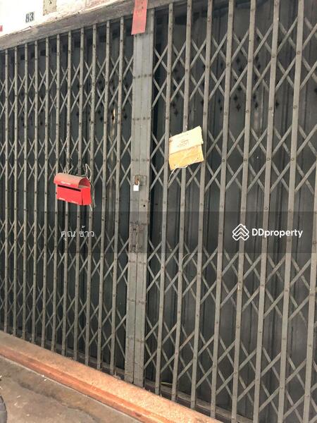 For Sale - 3.5-Storey Townhouse for Sale near ICONSIAM and BTS Skytrain Gold Line in the Heart of Khlong San, Bangkok