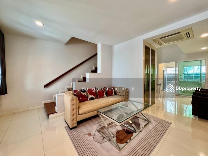 ให้เช่า - Townhouse in Compound, กรุงเทพ