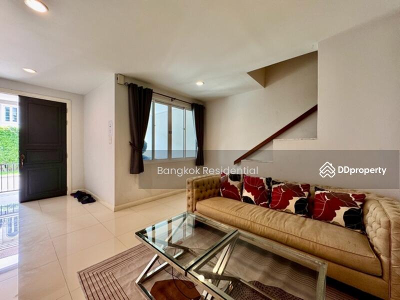 ให้เช่า - Townhouse in Compound, กรุงเทพ