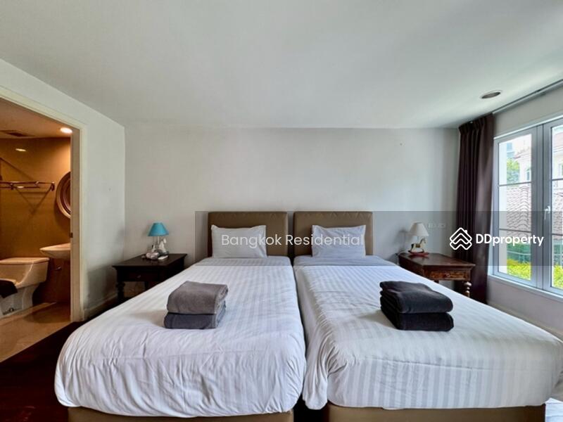 ให้เช่า - Townhouse in Compound, กรุงเทพ