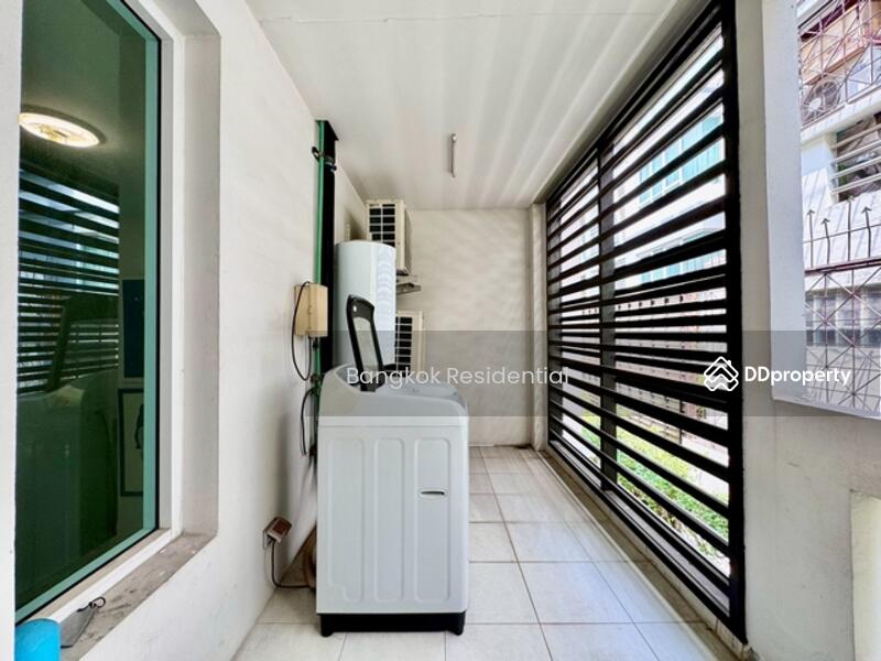 ให้เช่า - Townhouse in Compound, กรุงเทพ