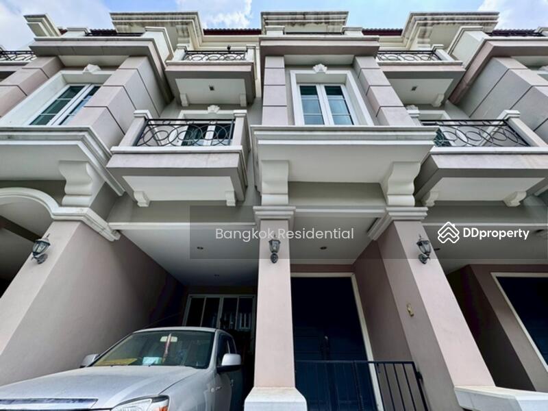 ให้เช่า - Townhouse in Compound, กรุงเทพ