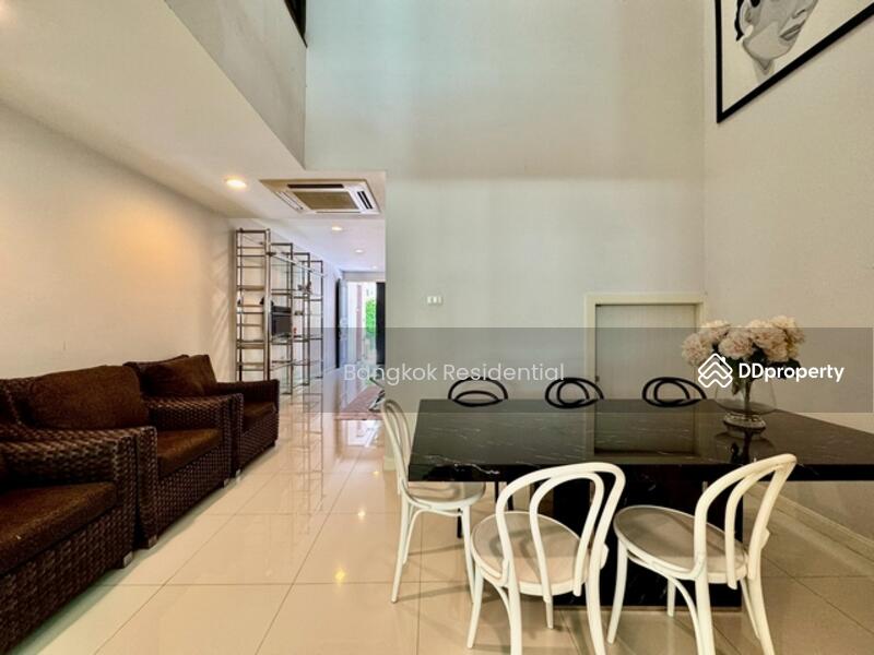 ให้เช่า - Townhouse in Compound, กรุงเทพ