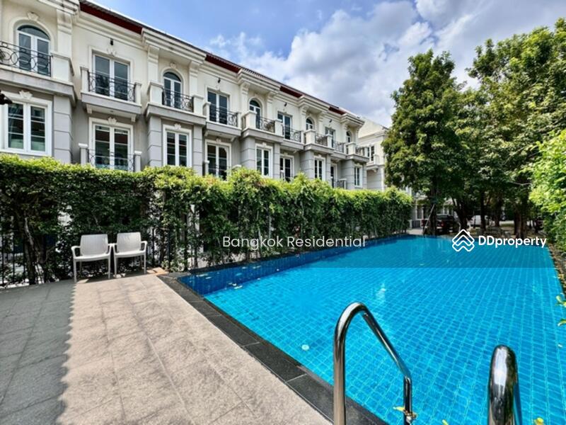ให้เช่า - Townhouse in Compound, กรุงเทพ