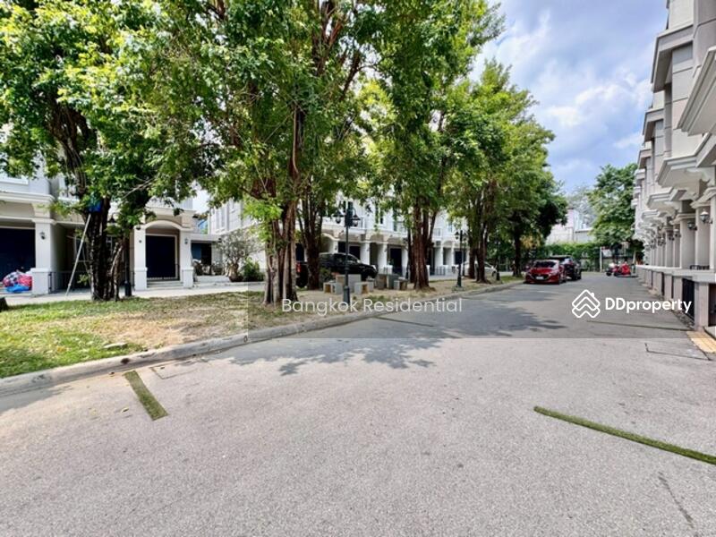 ให้เช่า - Townhouse in Compound, กรุงเทพ