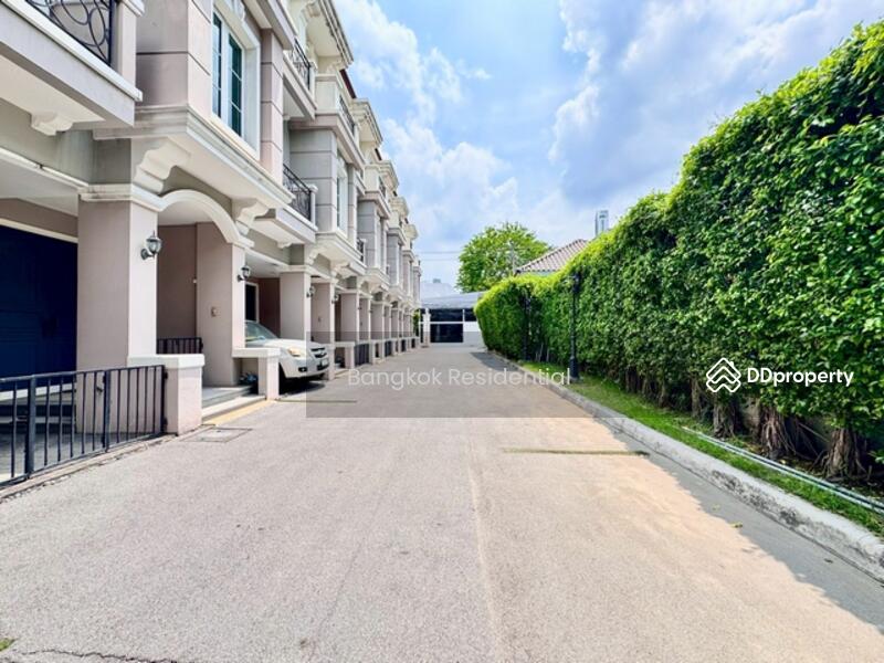 ให้เช่า - Townhouse in Compound, กรุงเทพ