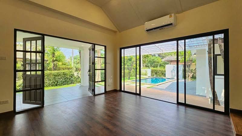 Luxury Pool Villa for Sale and Rent in Wangtan Village, Chiang Mai, Chiang Mai, San Phak Wan, Hang Dong, Chiang Mai, 4 Bedrooms, 305 sqm, Villa For Sale, by Elijah Ridgley, 11832312 - DDproperty.com