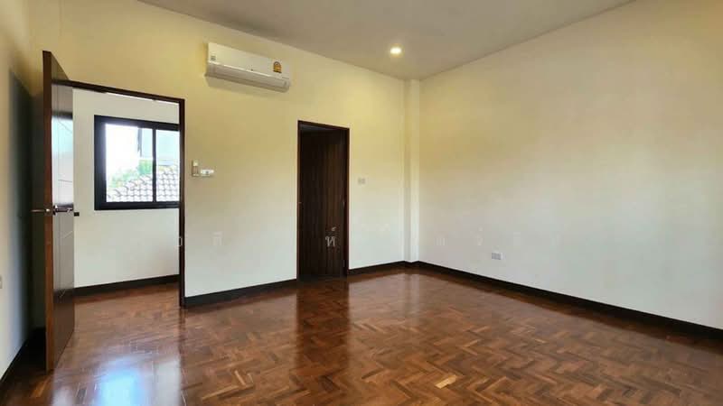 Luxury Pool Villa for Sale and Rent in Wangtan Village, Chiang Mai, Chiang Mai, San Phak Wan, Hang Dong, Chiang Mai, 4 Bedrooms, 305 sqm, Villa For Sale, by Elijah Ridgley, 11832312 - DDproperty.com