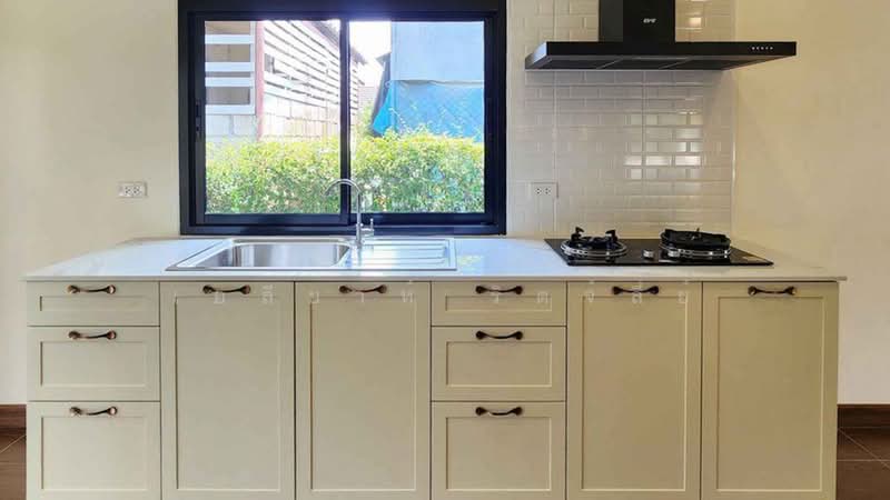 Luxury Pool Villa for Sale and Rent in Wangtan Village, Chiang Mai, Chiang Mai, San Phak Wan, Hang Dong, Chiang Mai, 4 Bedrooms, 305 sqm, Villa For Sale, by Elijah Ridgley, 11832312 - DDproperty.com