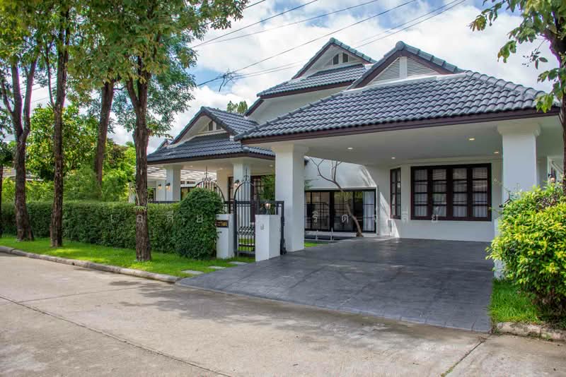 Luxury Pool Villa for Sale and Rent in Wangtan Village, Chiang Mai, San Phak Wan, Hang Dong, Chiang Mai, 3 Bedrooms, 305 sqm, Villa For Sale, by Elijah Ridgley, 11832312 - DDproperty.com
