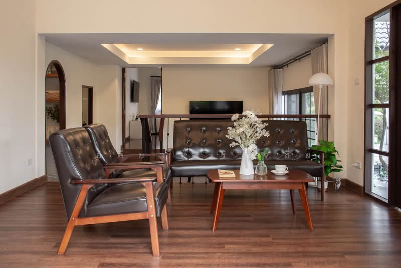 Luxury Pool Villa for Sale and Rent in Wangtan Village, Chiang Mai, San Phak Wan, Hang Dong, Chiang Mai, 3 Bedrooms, 305 sqm, Villa For Sale, by Elijah Ridgley, 11832312 - DDproperty.com