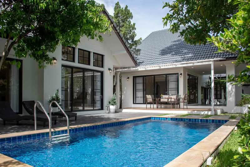 Luxury Pool Villa for Sale and Rent in Wangtan Village, Chiang Mai, San Phak Wan, Hang Dong, Chiang Mai, 3 Bedrooms, 305 sqm, Villa For Sale, by Elijah Ridgley, 11832312 - DDproperty.com