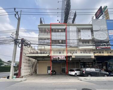 ขาย - อาคารพาณิชย์ 4 ชั้น ติดถนน ราชพฤกษ์, กรุงเทพ