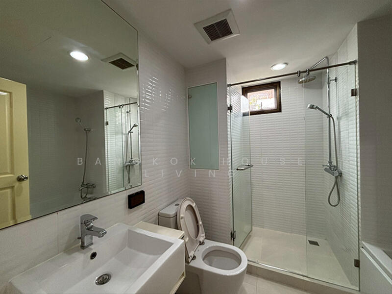 Pearl Residences, Bangkok, Soi Sukhumvit 24, Khong Tan, Khlong Toei, Bangkok, 2 Bedrooms, 87 sqm, Condo For Rent, by Bangkok House Living, 11832660 - DDproperty.com