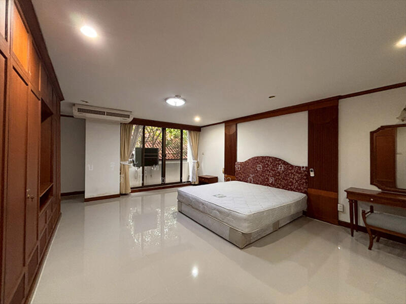 Sahai Place : สหาย เพลส, กรุงเทพ, ซอยสุขุมวิท 24, คลองตัน, คลองเตย, กรุงเทพ, 250 ตร.ม., คอนโด ให้เช่า, โดย บริษัท ไอซีออน ดีไซน์ จำกัด, 11832671 - DDproperty.com