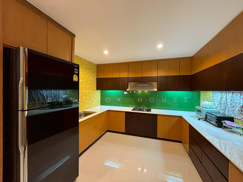 Acadamia Grand Tower, Bangkok, Soi Sukhumvit 43, Khlong Tan Nua, Watthana, Bangkok, 2 Bedrooms, 120 sqm, Condo For Rent, by Bangkok House Living, 11832791 - DDproperty.com