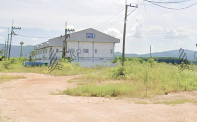 ขาย - 85565 - คลังสินค้า ใกล้ถนน 3376 มีออฟฟิศชั้นลอย 9 ห้อง แถมบ้านเดี่ยว 1 หลัง, ระยอง