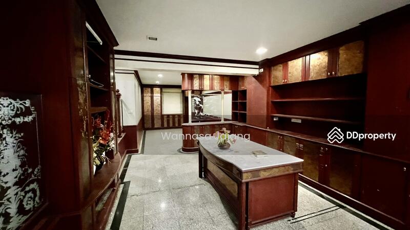 ขาย - ตึกติดถนนวิสุทธิ์, กรุงเทพ
