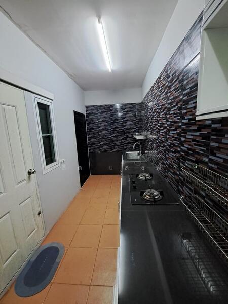 ให้เช่าบ้านเดี่ยว ม.เดอะทรี หนองยายบู่ ศรีราชา, Chon Buri (Pattaya), Surasak, Si Racha, Chon Buri (Pattaya), 3 Bedrooms, 180 sqm, Single Detached House For Rent, by Dusit Saengfa, 11834058 - DDproperty.com