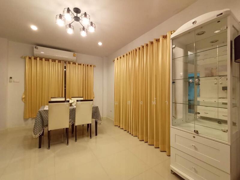 ให้เช่าบ้านเดี่ยว ม.เดอะทรี หนองยายบู่ ศรีราชา, Chon Buri (Pattaya), Surasak, Si Racha, Chon Buri (Pattaya), 3 Bedrooms, 180 sqm, Single Detached House For Rent, by Dusit Saengfa, 11834058 - DDproperty.com