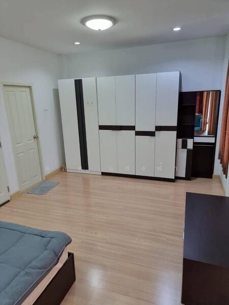 ให้เช่าบ้านเดี่ยว ม.เดอะทรี หนองยายบู่ ศรีราชา, Chon Buri (Pattaya), Surasak, Si Racha, Chon Buri (Pattaya), 3 Bedrooms, 180 sqm, Single Detached House For Rent, by Dusit Saengfa, 11834058 - DDproperty.com