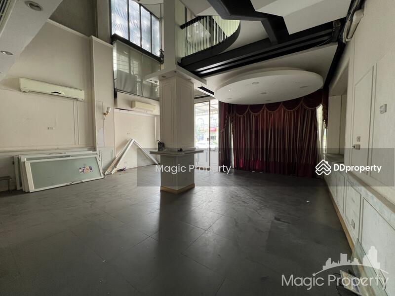 For Rent - Commercial Building For Rent On Thong Lor Rd., Bangkok