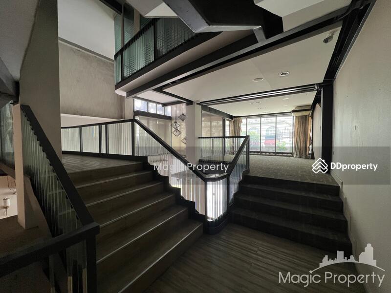 For Rent - Commercial Building For Rent On Thong Lor Rd., Bangkok
