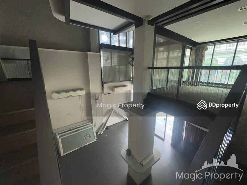 For Rent - Commercial Building For Rent On Thong Lor Rd., Bangkok