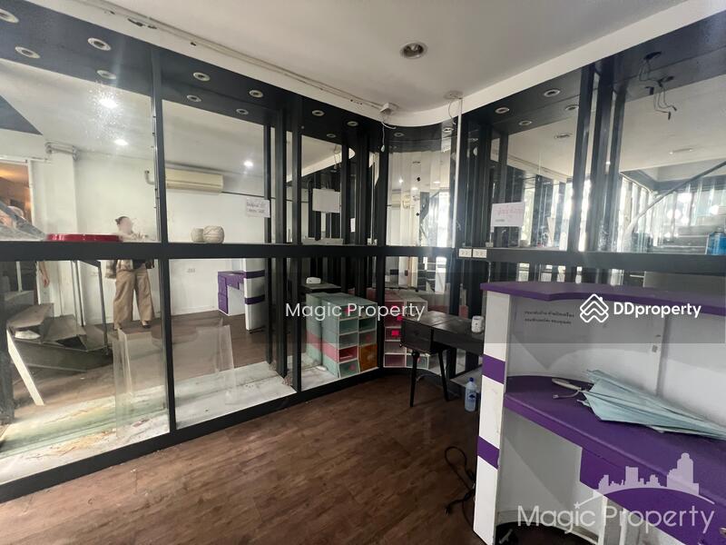 For Rent - Commercial Building For Rent On Thong Lor Rd., Bangkok