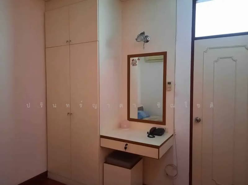 Single house Huai Khwang, Bangkok, Samsen Nok, Huai Khwang, Bangkok, 3 Bedrooms, 308 sqm, Single Detached House For Rent, by ปรินทร์ญาดา ชิณโชติ, 11835369 - DDproperty.com