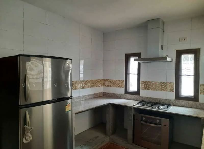 Single house Huai Khwang, Bangkok, Samsen Nok, Huai Khwang, Bangkok, 3 Bedrooms, 308 sqm, Single Detached House For Rent, by ปรินทร์ญาดา ชิณโชติ, 11835369 - DDproperty.com