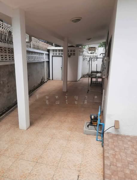 Single house Huai Khwang, Bangkok, Samsen Nok, Huai Khwang, Bangkok, 3 Bedrooms, 308 sqm, Single Detached House For Rent, by ปรินทร์ญาดา ชิณโชติ, 11835369 - DDproperty.com