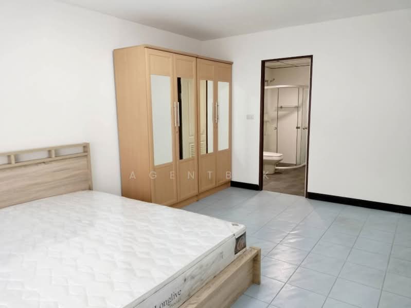 Sathorn Condo Place, Bangkok, Yenakat, Thung Maha Mek, Sathon, Bangkok, 1 Bedroom, 54 sqm, Condo For Rent, by Agentbkk, 11835955 - DDproperty.com