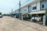 Gusto Town Home Petkasem - Thaweewattana : กัสโต้ ทาวน์โฮม เพชรเกษม - ทวีวัฒนา, กรุงเทพ