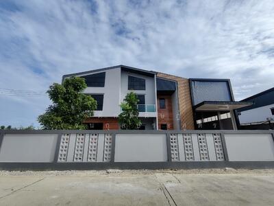 ขาย - ขาย ให้เช่า โกดัง Park Factory 1 พร้อมออฟฟิศ (A14) @คลองฟโยง นครปฐม, นครปฐม