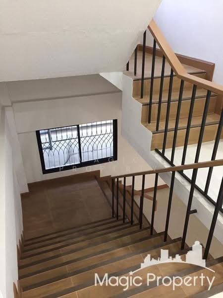 Commercial Building in Soi Onnut 47, Bangkok, Suan Luang, Bangkok, , 200 sqm, Shophouse For Rent, by Magic Property, 11837318 - DDproperty.com