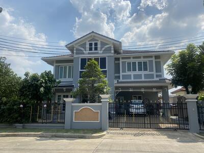 ขาย - Laddarom Elegance Kaset-Nawamin : ลัดดารมย์ อิลิแกนซ์ เกษตร-นวมินทร์, กรุงเทพ