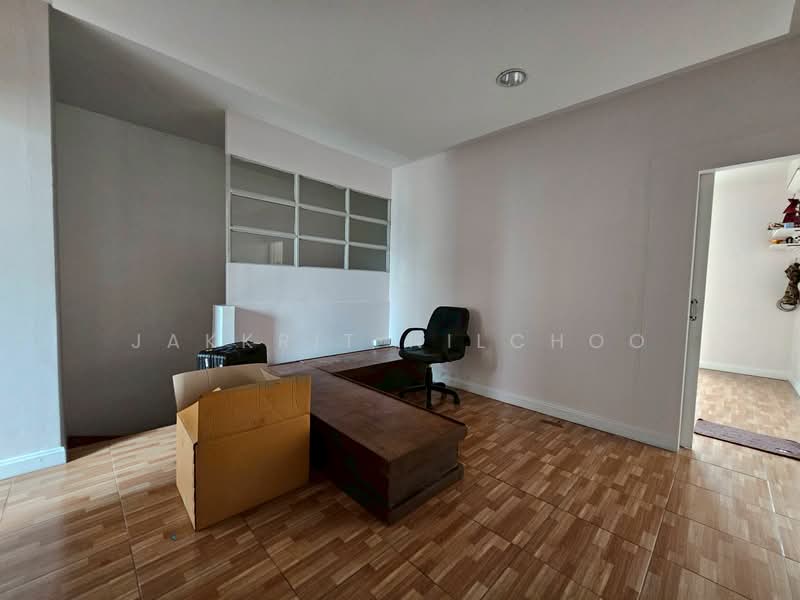 Areeya Tobe Kaset-Nawamintr, Bangkok, Lat Pla Khao Road, Chorake Bua, Lat Phrao, Bangkok, 3 Bedrooms, 190 sqm, Townhouse For Rent, by Jakkrit Nilchoo, 11838131 - DDproperty.com