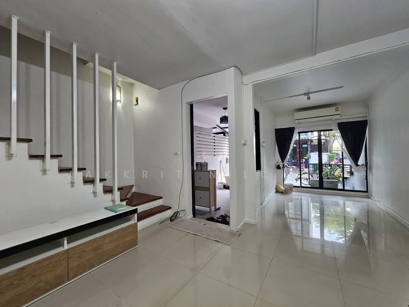 Areeya Tobe Kaset-Nawamintr, Bangkok, Lat Pla Khao Road, Chorake Bua, Lat Phrao, Bangkok, 3 Bedrooms, 190 sqm, Townhouse For Rent, by Jakkrit Nilchoo, 11838131 - DDproperty.com