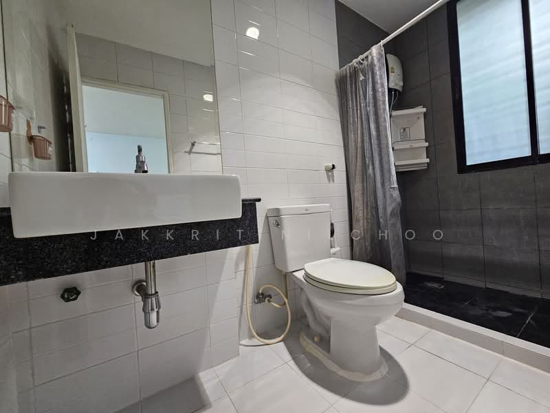 Areeya Tobe Kaset-Nawamintr, Bangkok, Lat Pla Khao Road, Chorake Bua, Lat Phrao, Bangkok, 3 Bedrooms, 190 sqm, Townhouse For Rent, by Jakkrit Nilchoo, 11838131 - DDproperty.com