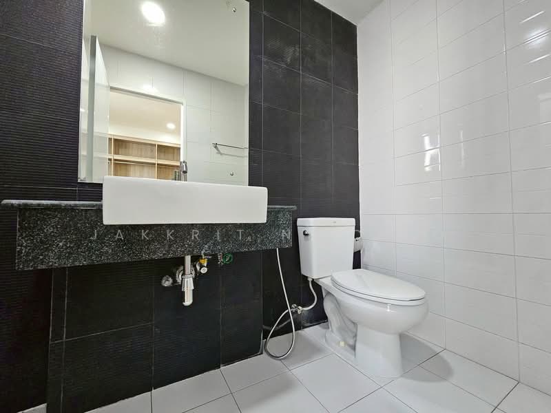 Areeya Tobe Kaset-Nawamintr, Bangkok, Lat Pla Khao Road, Chorake Bua, Lat Phrao, Bangkok, 3 Bedrooms, 190 sqm, Townhouse For Rent, by Jakkrit Nilchoo, 11838131 - DDproperty.com