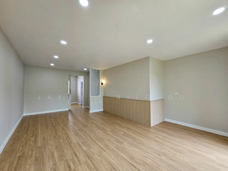 Areeya Tobe Kaset-Nawamintr, Bangkok, Lat Pla Khao Road, Chorake Bua, Lat Phrao, Bangkok, 3 Bedrooms, 190 sqm, Townhouse For Rent, by Jakkrit Nilchoo, 11838131 - DDproperty.com