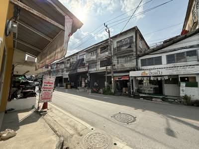 ขาย - ขายตึกแถว 3 ชั้น 21.5 ตร.ว. ริมถนน ซ.นนทบุรี46 ถ.สนามบินน้ำ 3.2 ล้านบาท, นนทบุรี