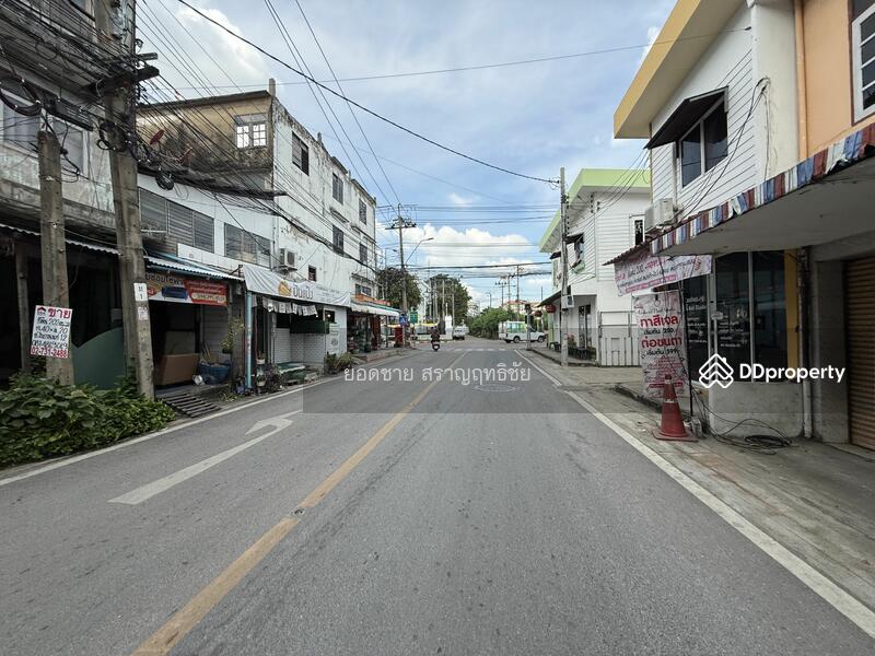 ขาย - ขายตึกแถว 3 ชั้น 21.5 ตร.ว. ริมถนน ซ.นนทบุรี46 ถ.สนามบินน้ำ 3.2 ล้านบาท, นนทบุรี