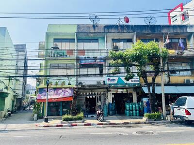 ขาย - ติดถนนจันทน์, กรุงเทพ