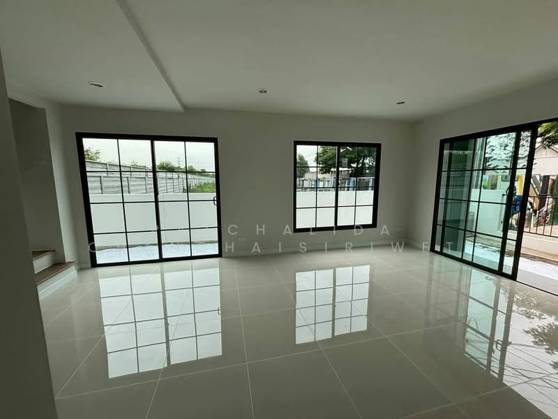 The Plant Thepharak-Bangna, Samut Prakan, Bang Pla, Bang Plee, Samut Prakan, 4 Bedrooms, 159 sqm, Single Detached House For Sale, by Patchalida Chanchaisiriwet, 11838488 - DDproperty.com