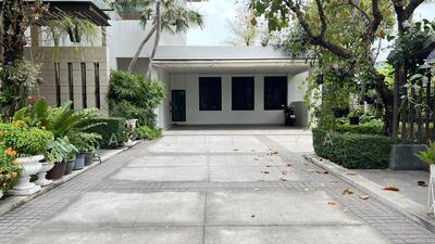 ขาย - Navatanee Residence : หมู่บ้านนวธานี เรสซิเดนซ์, กรุงเทพ